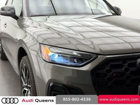 Certified 2023 Audi SQ5 Premium Plus w/ Premium Plus Package AWD/4WD image 9