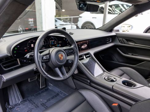 Certified 2024 Porsche Taycan GTS image 4