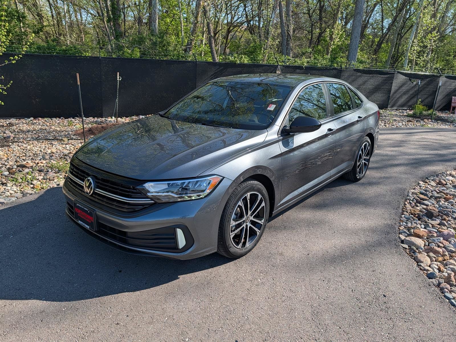 Certified 2023 Volkswagen Jetta Sport FWD image 1