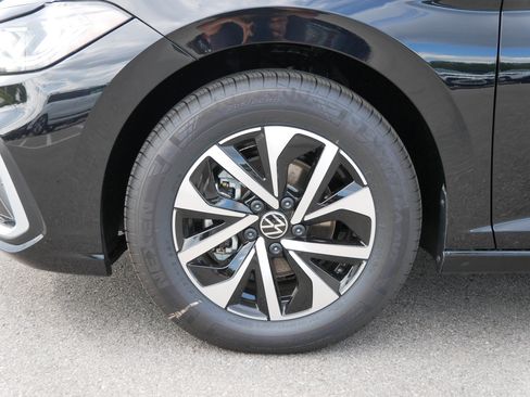 New 2025 Volkswagen Jetta S image 4