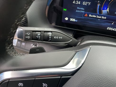 Used 2025 Chevrolet Equinox LT image 15