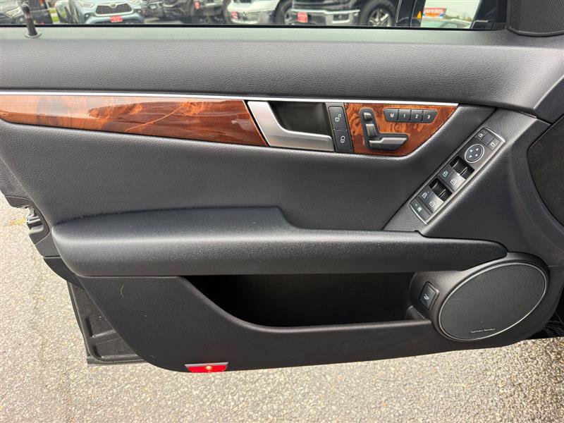 Used 2012 Mercedes-Benz C 250 Sedan w/ Multimedia Pkg image 10