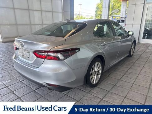 Used 2023 Toyota Camry LE FWD image 3