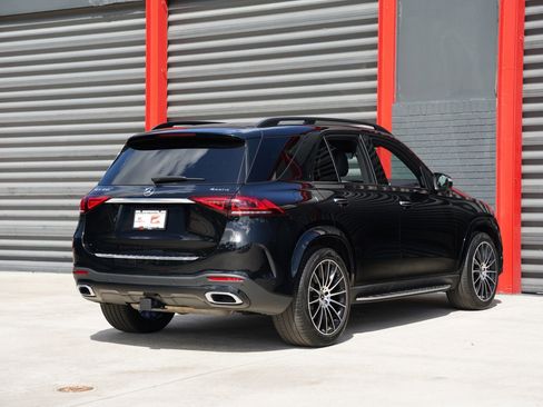Used 2022 Mercedes-Benz GLE 450 4MATIC w/ Revised AMG Line Exterior image 11