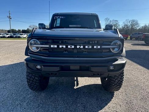 New 2024 Ford Bronco Outer Banks w/ Sasquatch Package AWD/4WD image 3