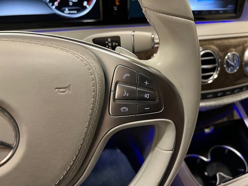 Used 2017 Mercedes-Benz S 550 Sedan image 21