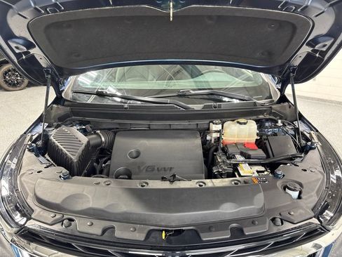 Used 2023 Buick Enclave Essence AWD/4WD image 52
