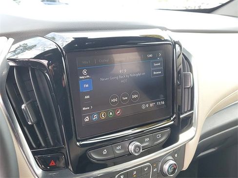 Used 2023 Chevrolet Traverse Premier image 26
