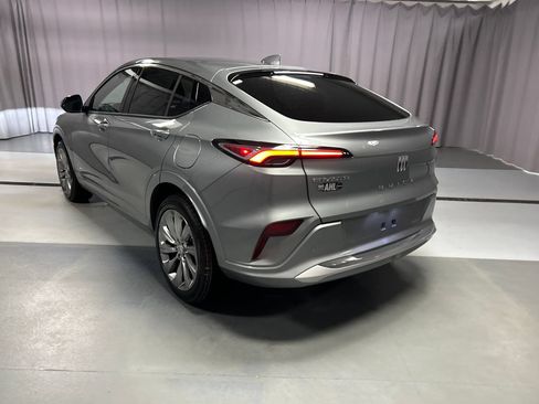 New 2026 Buick Envista Preferred FWD image 5