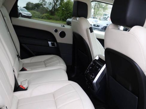 Used 2019 Land Rover Range Rover Sport Supercharged AWD/4WD image 15