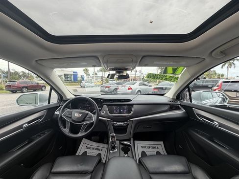 Used 2017 Cadillac XT5 Luxury FWD image 7