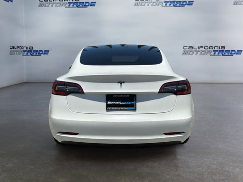 Used 2021 Tesla Model 3 Standard Range Plus RWD image 6