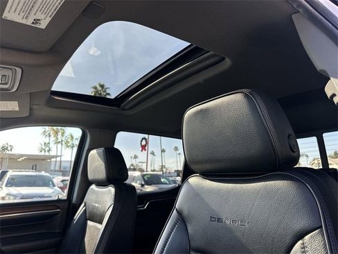 Used 2024 GMC Sierra 1500 Denali w/ Denali Reserve Package image 18