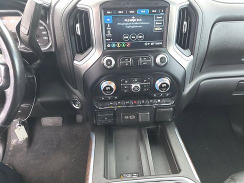 Used 2021 GMC Sierra 1500 Denali image 6