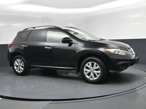 Used 2013 Nissan Murano SV w/ Value Pkg AWD/4WD image 2