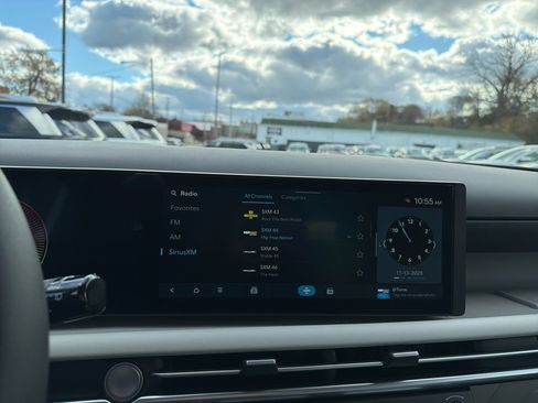 New 2026 Hyundai Tucson SE image 24