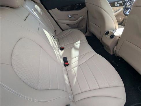 Used 2022 Mercedes-Benz GLC 300 image 16