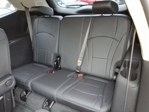 Used 2021 Buick Enclave Avenir w/ Avenir Technology Package image 12