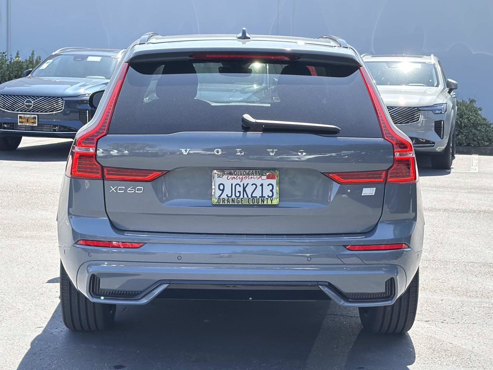 Certified 2023 Volvo XC60 T8 Ultimate w/ Protection Package Premier AWD/4WD image 6