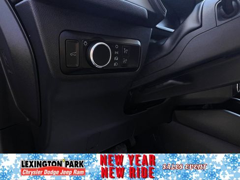 Used 2023 Ford Escape Active image 17