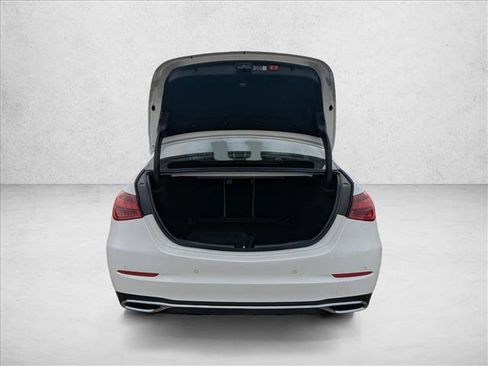 Certified 2025 Mercedes-Benz C 300 Sedan image 8