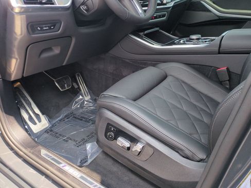 Used 2026 BMW X5 M60i w/ Climate Comfort Package AWD/4WD image 17