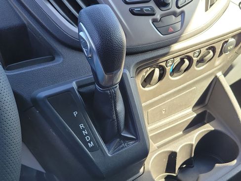 Used 2019 Ford Transit 350 XLT image 27