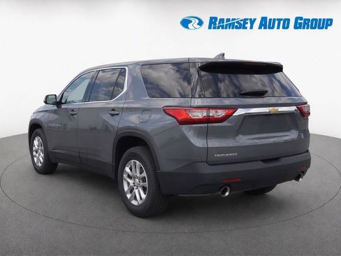Used 2020 Chevrolet Traverse LS FWD image 3
