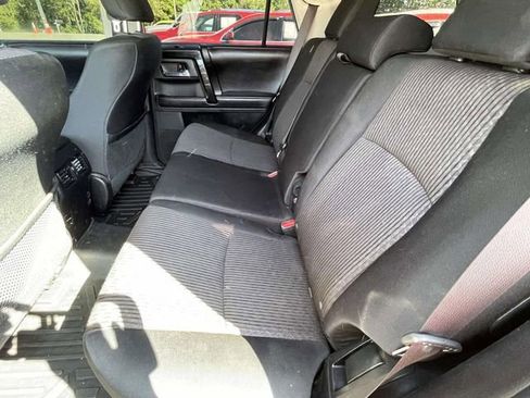 Used 2017 Toyota 4Runner TRD Off-Road AWD/4WD image 12