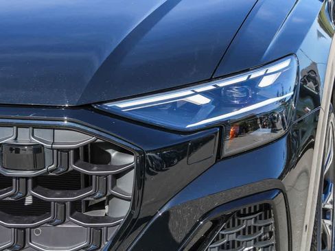 Used 2025 Audi Q8 Premium Plus w/ Premium Plus Package image 7