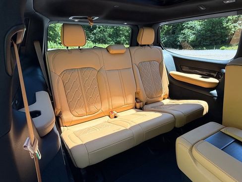 New 2026 Jeep Grand Wagoneer Summit AWD/4WD image 26