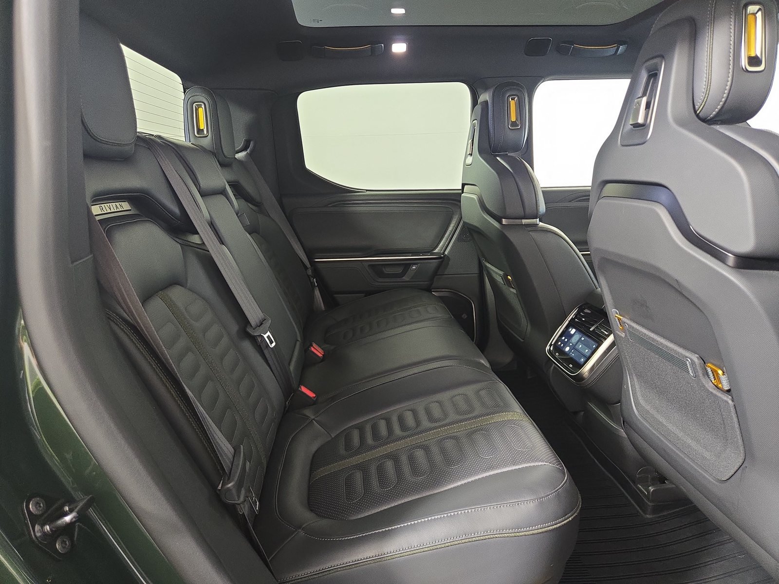 Used 2025 Rivian R1T Adventure Dual AWD/4WD image 22
