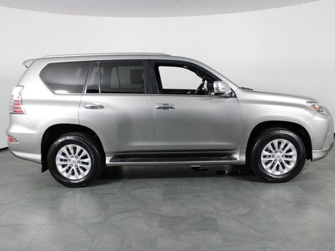 Used 2022 Lexus GX 460 Premium AWD/4WD image 14