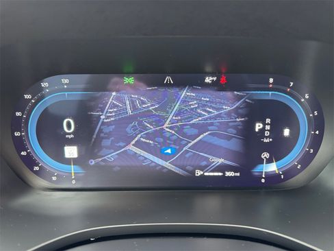 Certified 2025 Volvo XC60 B5 Core image 19