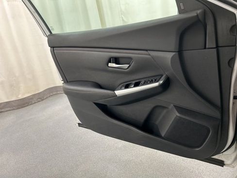 Used 2021 Nissan Sentra SR image 17