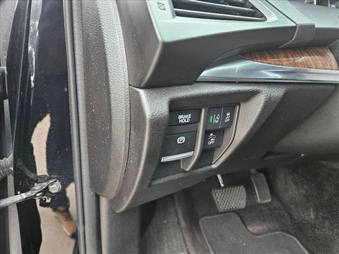 Used 2018 Acura MDX FWD image 11