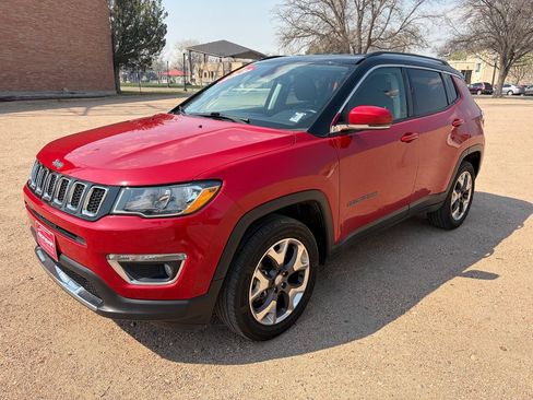 Used 2019 Jeep Compass Limited AWD/4WD image 7