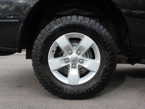 Used 2016 RAM 1500 ST w/ SXT Appearance Group image 38