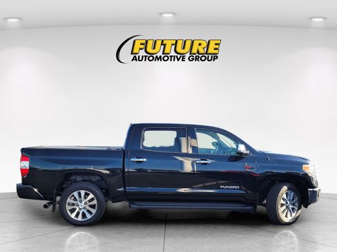 Used 2017 Toyota Tundra Limited w/ Limited Premium Package RWD image 9