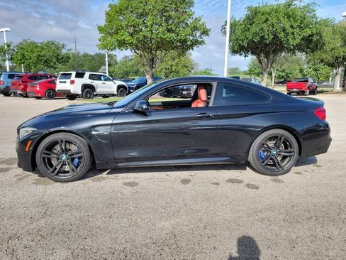 Used 2018 BMW M4 Coupe RWD image 8