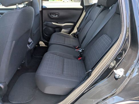Used 2025 Honda HR-V LX image 29