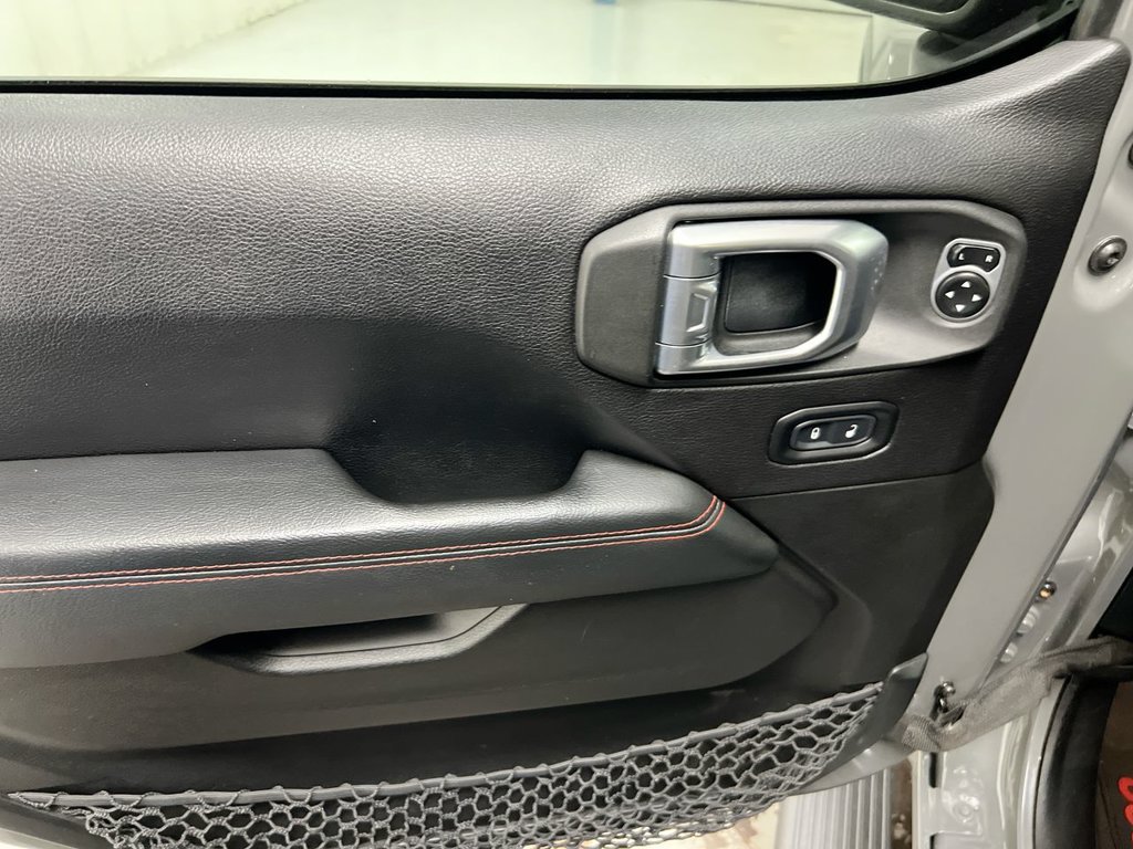 Used 2019 Jeep Wrangler Unlimited Rubicon AWD/4WD image 21