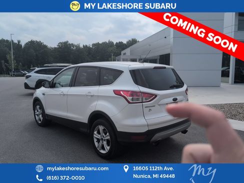 Used 2015 Ford Escape SE AWD/4WD image 6