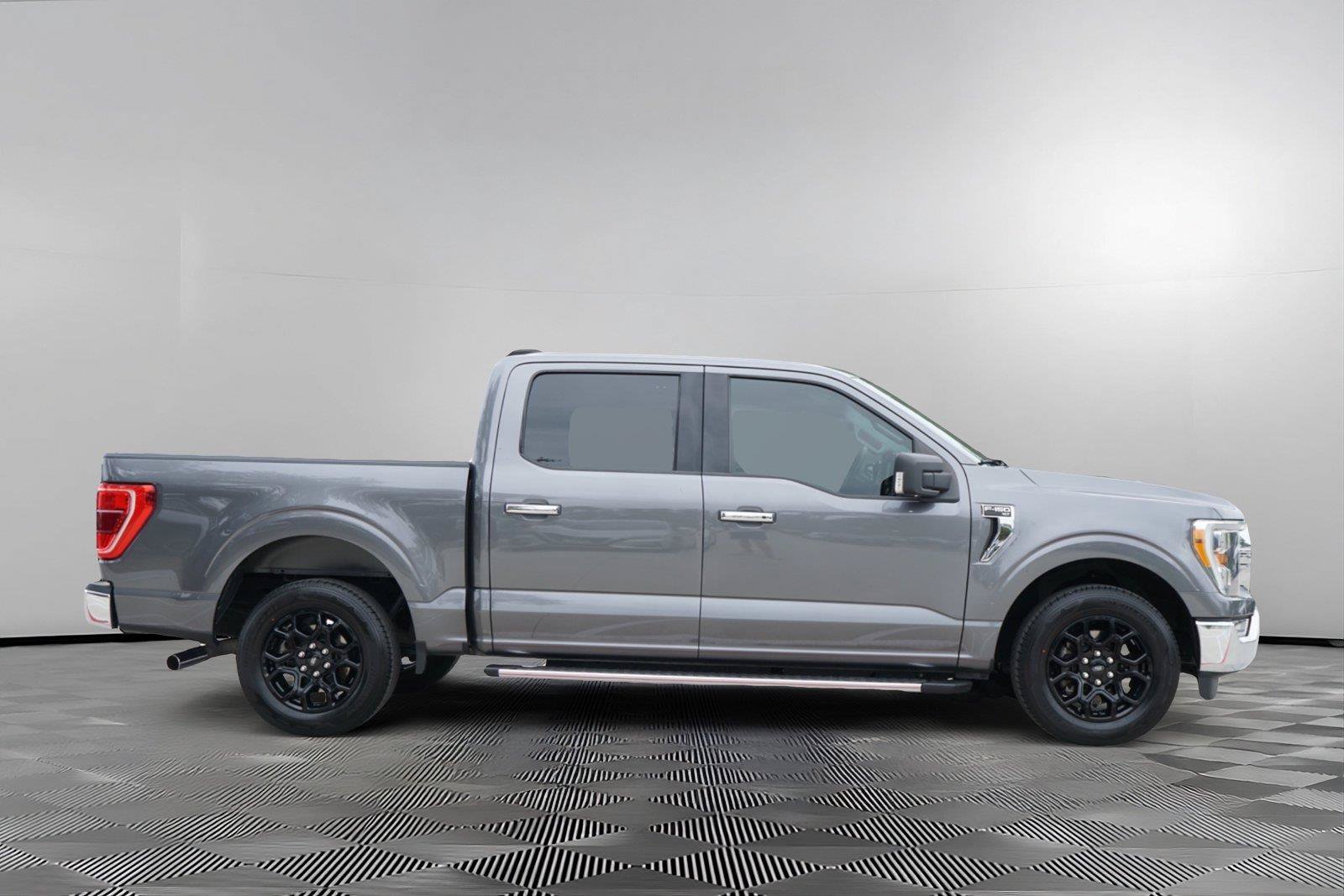 Used 2021 Ford F150 XLT w/ Equipment Group 302A High RWD image 4