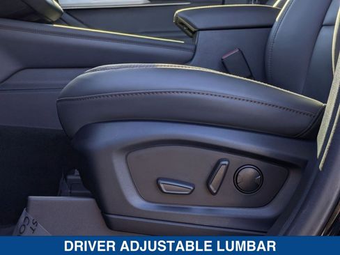 New 2026 Ford Explorer Active w/ Active Comfort Package image 25