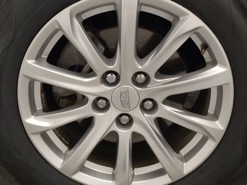 Used 2021 Cadillac XT4 Luxury FWD image 31