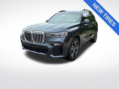 Used 2022 BMW X7 xDrive40i w/ M Sport Package AWD/4WD image 8