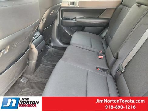 Used 2024 Hyundai Santa Fe SE AWD/4WD image 29