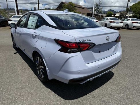 New 2025 Nissan Versa SV w/ Trunk Package FWD image 4