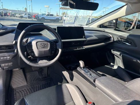 Used 2024 Toyota Prius XLE image 16
